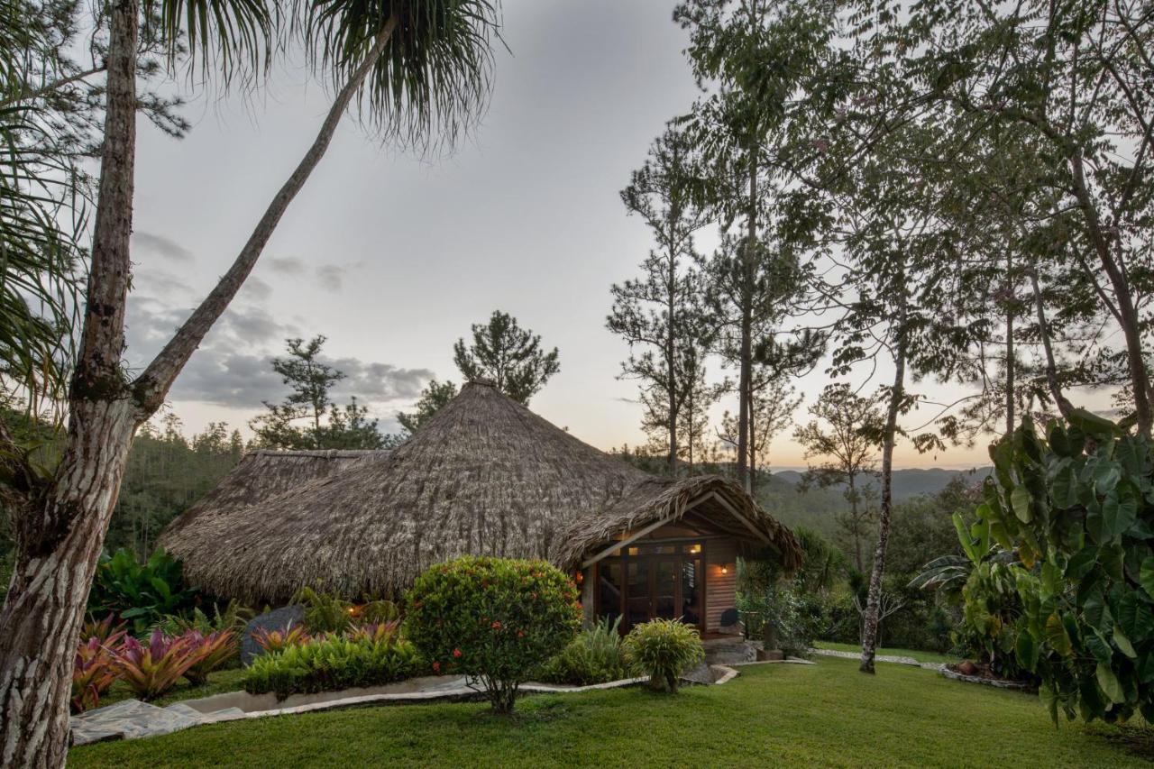 Gaia Riverlodge Unitedville Exterior foto